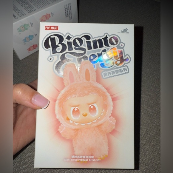 POP MART Accessories - POPMART BIE BIG INTO ENERGY NEW IN BOX SEALED